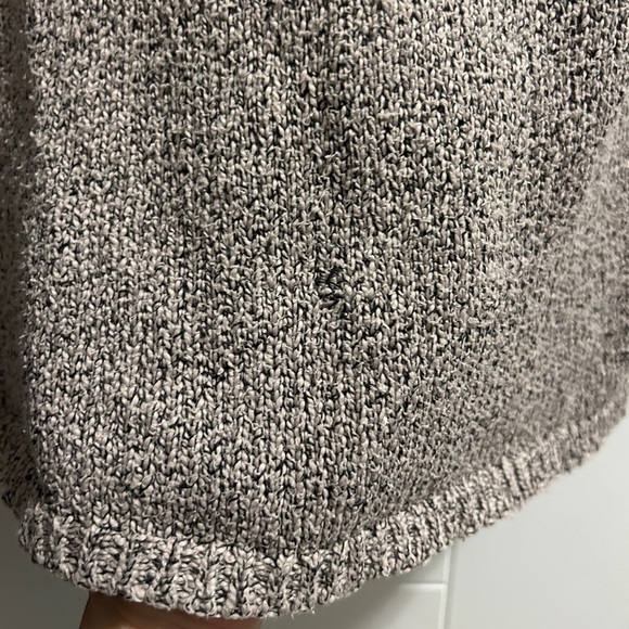 aritzia COMMUNITY Vetus Sweater Size XS - Picture 8 of 9